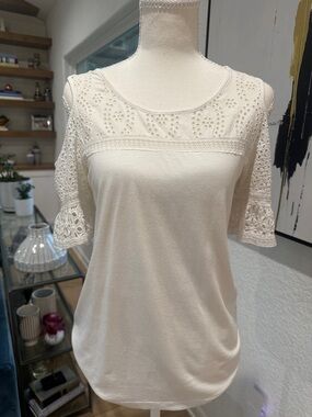 Ralph Lauren Cream Lace Yoke Cold-Shoulder Top - Spring Size SM